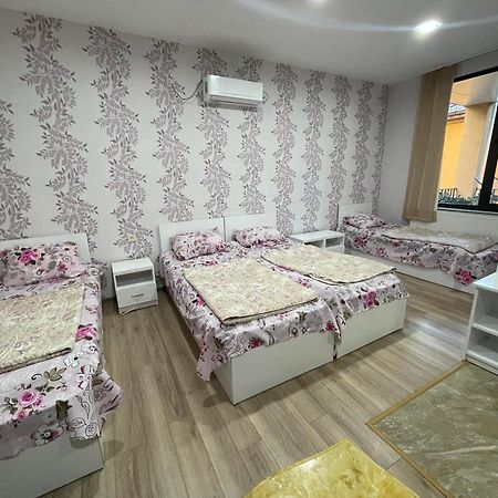 Hotel Alley มาร์ทวิลิ ภายนอก รูปภาพ