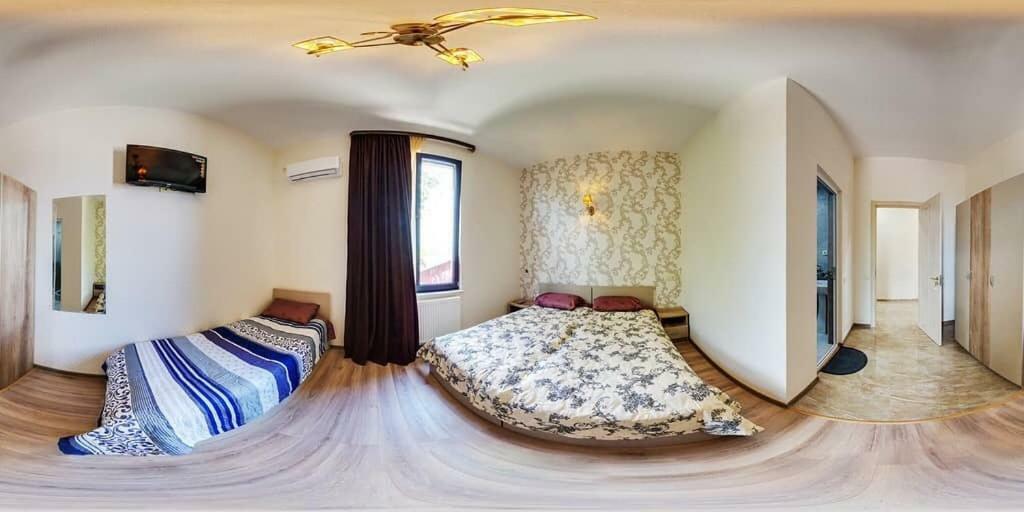 Hotel Alley มาร์ทวิลิ ภายนอก รูปภาพ